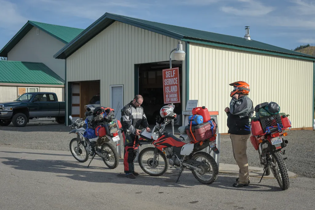 Clarkian pit stop