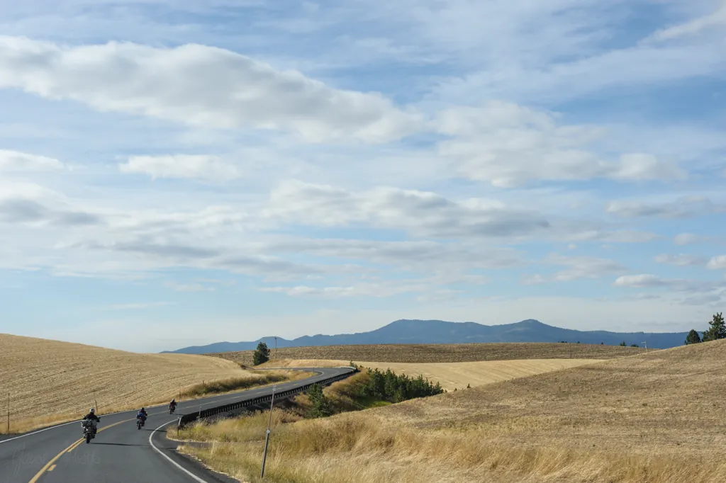 Mosow Mountain ahead