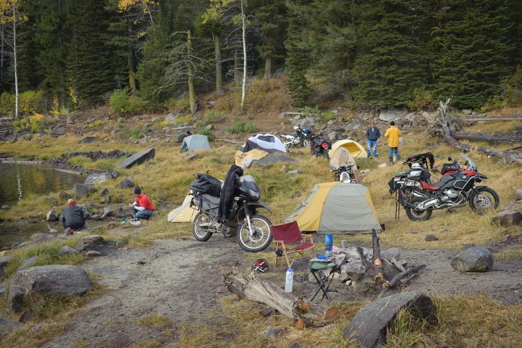 Six tents along the shoreline