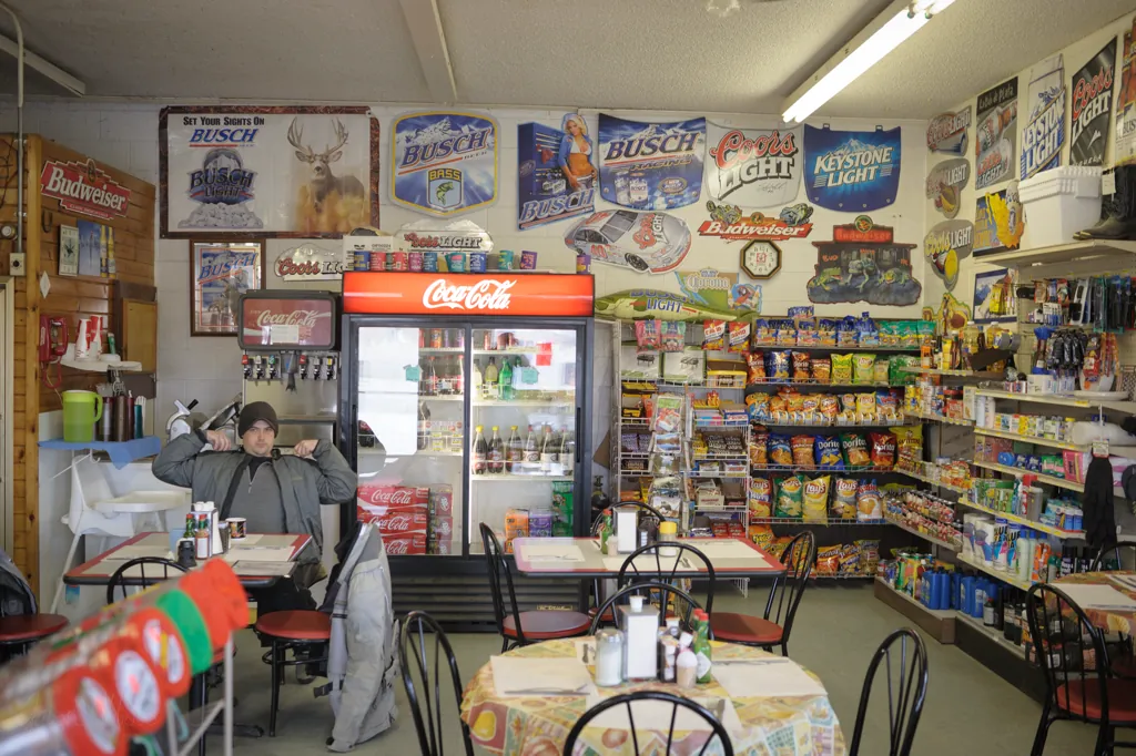Cafe, store and bait shop