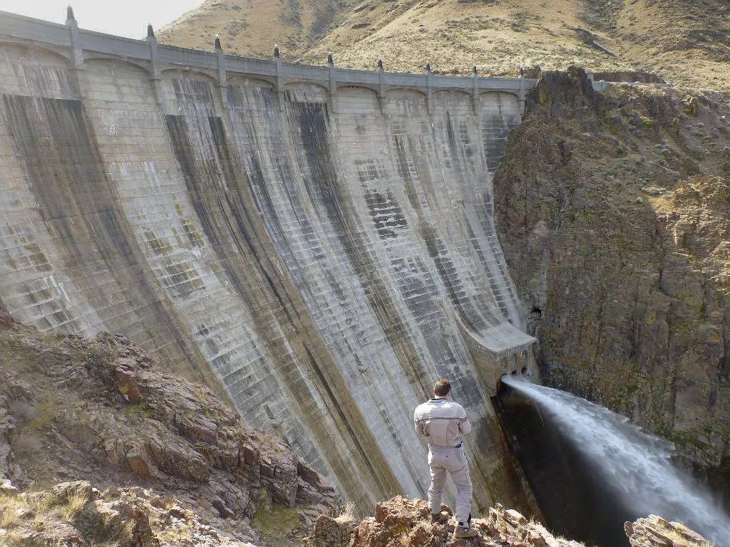 I am on the edge*