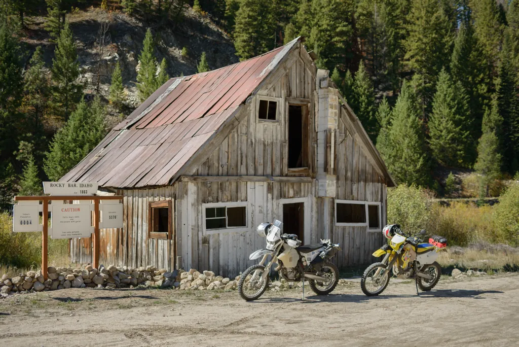 Rocky Bar