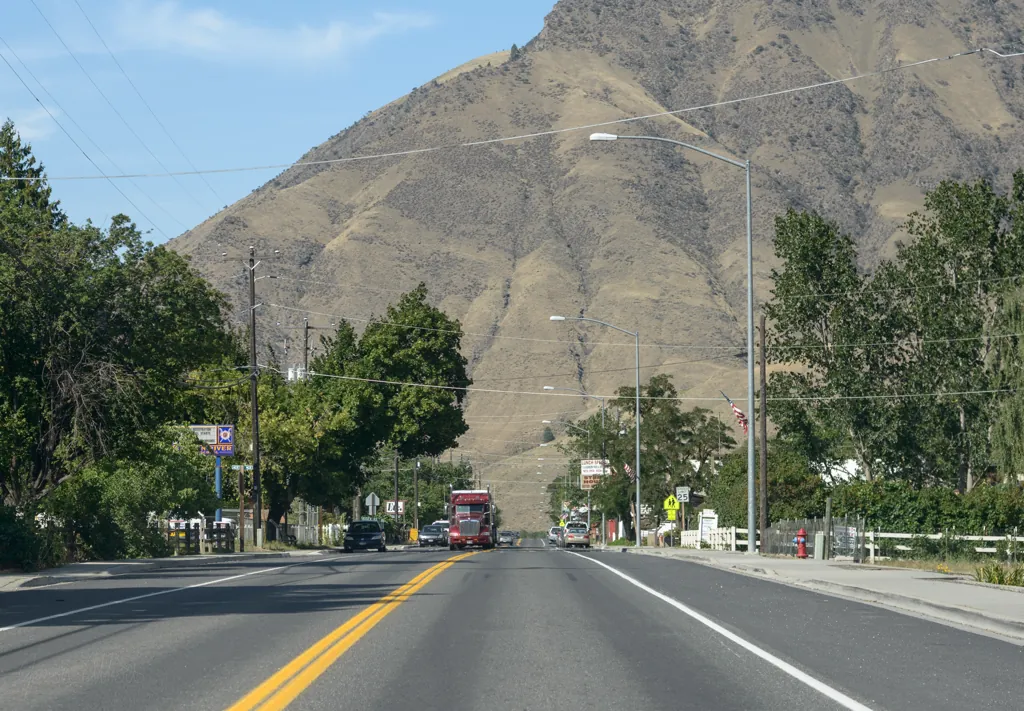 Entering Riggins