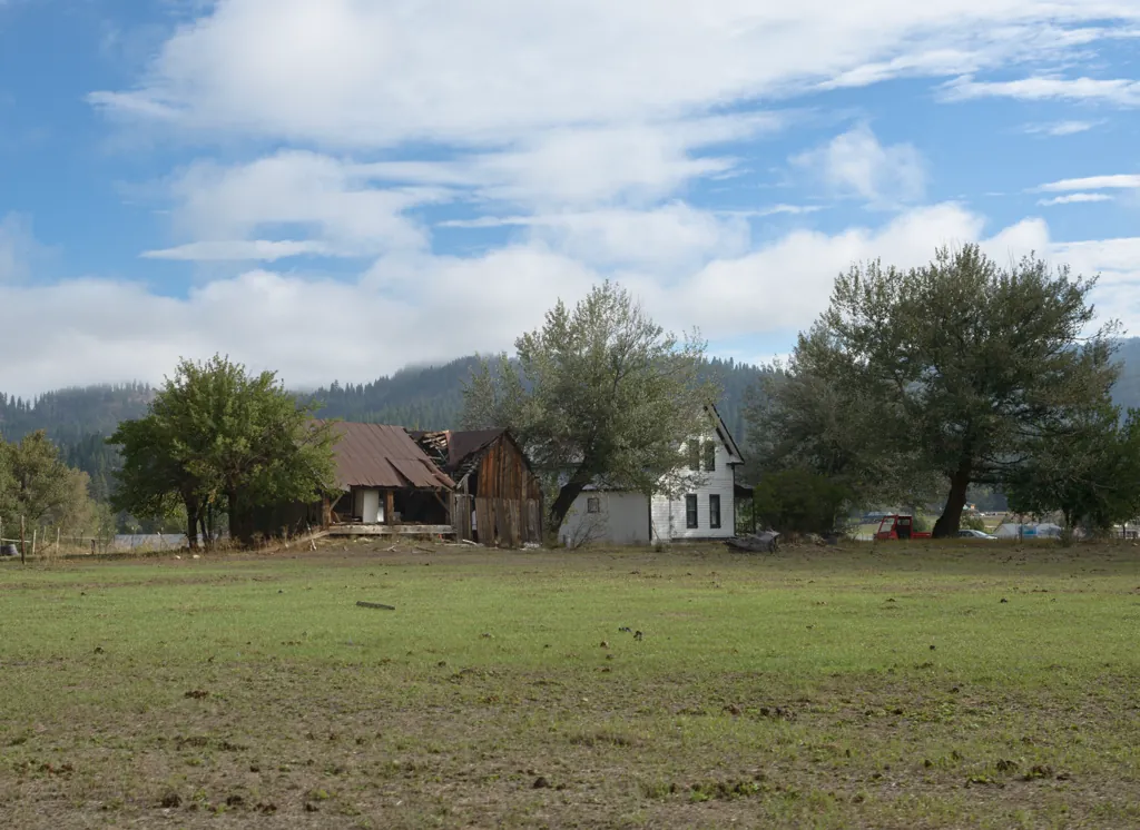 Crouch suburbs