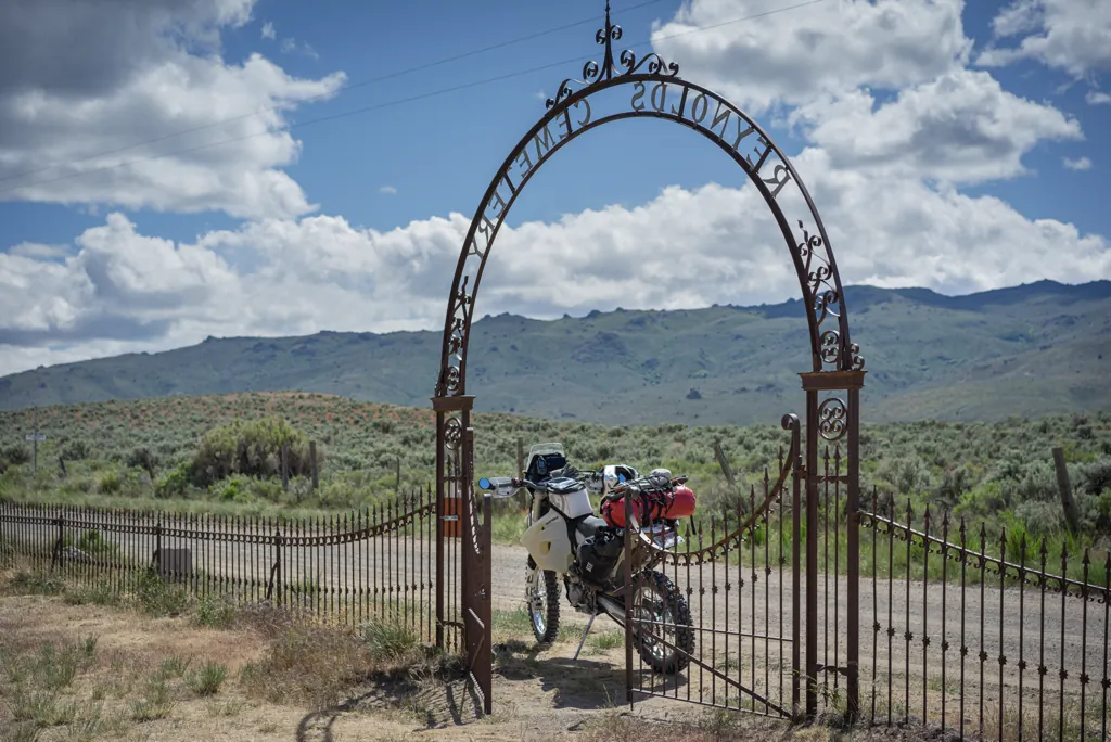 Reynolds Cemetery