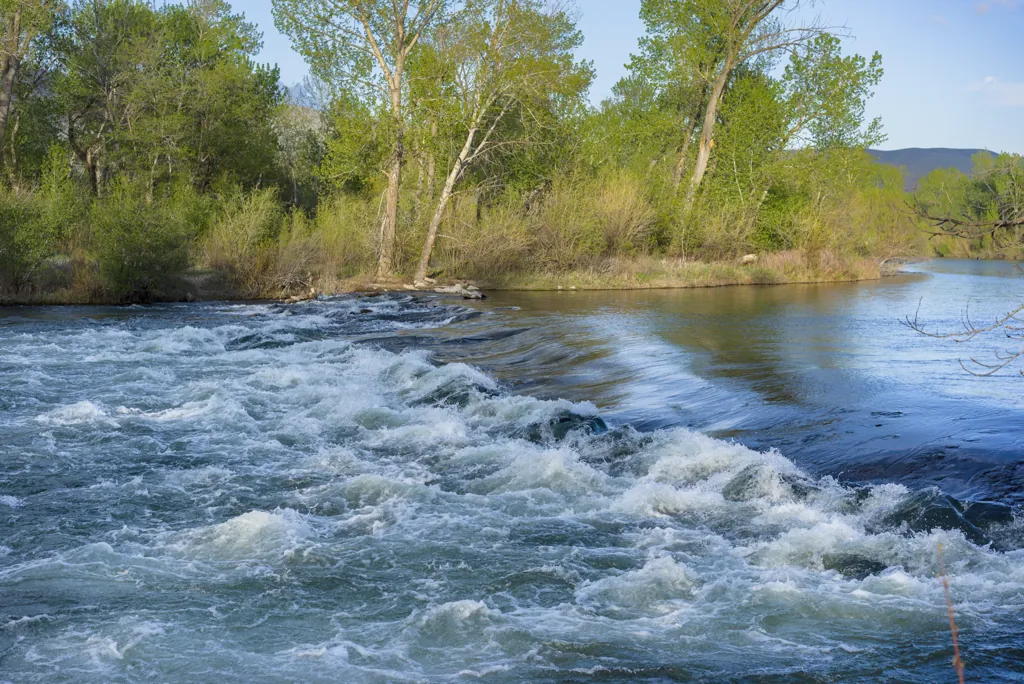Blue weir