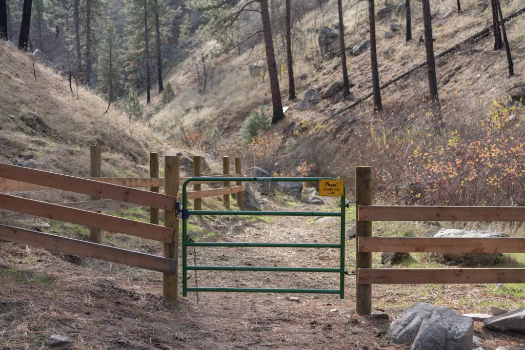 Willow Creek gate
