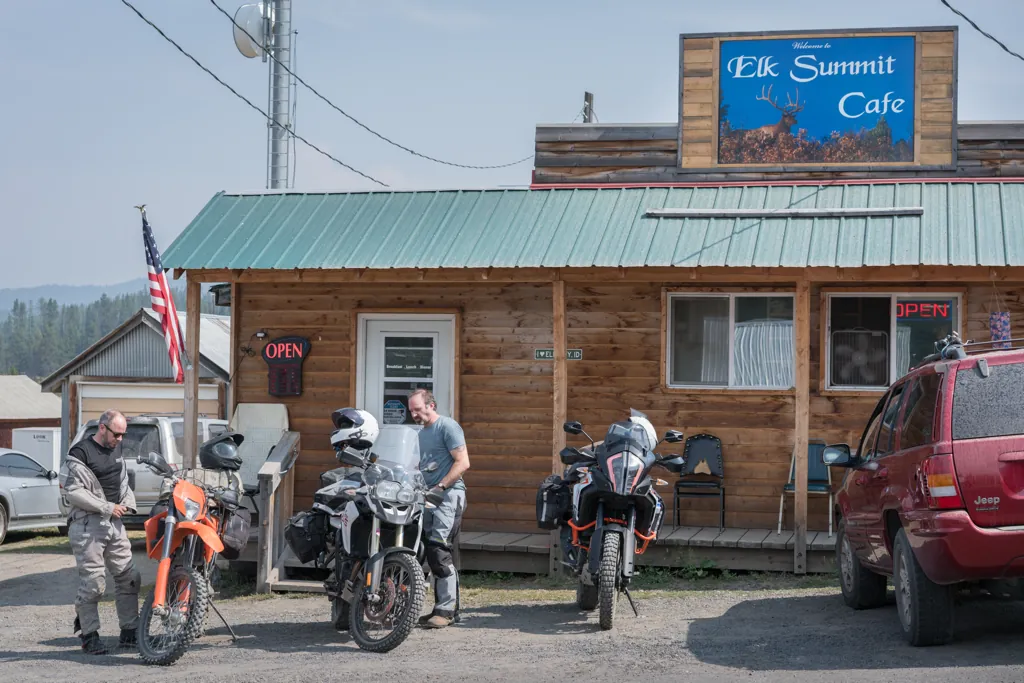 Elk Summit Café