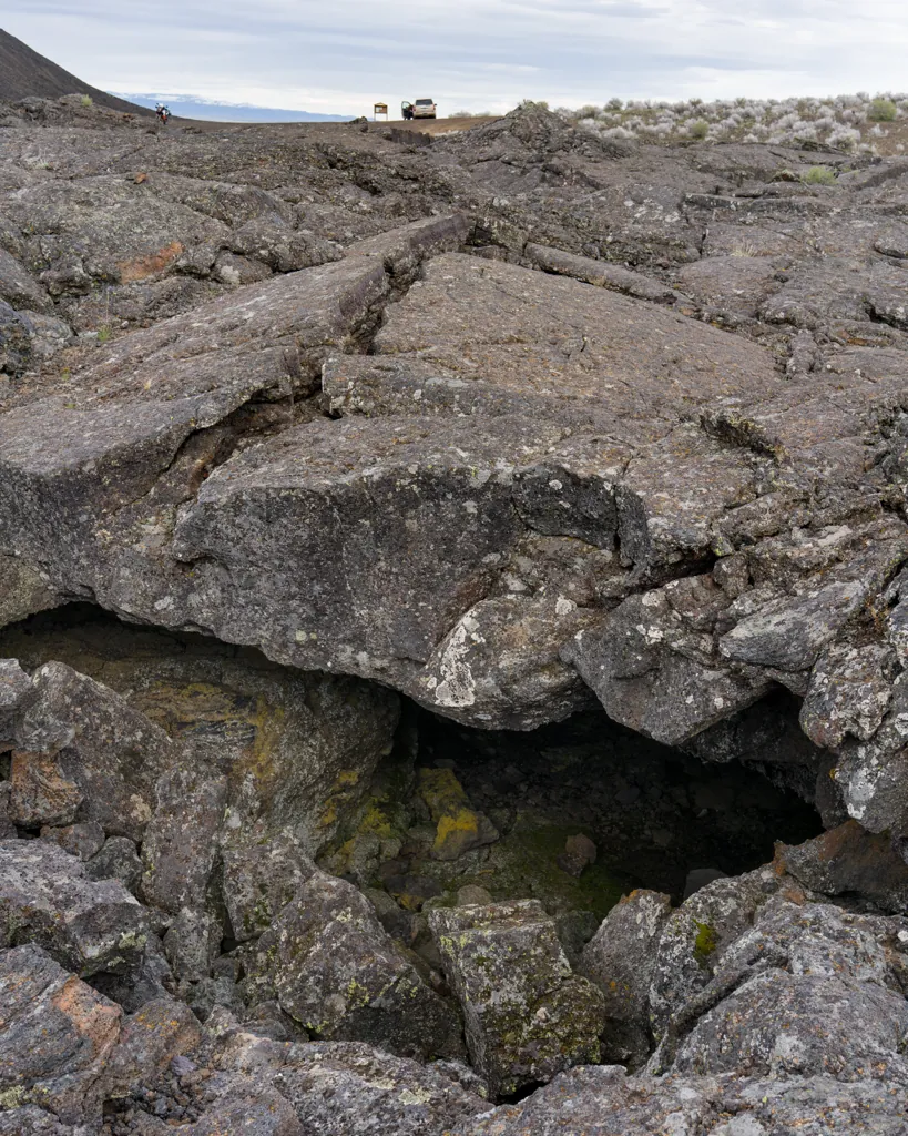 Lava tube